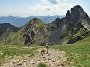 75 Scendiamo ai Laghi di Ponteranica con vista in Valletto. Tribortoi, Bocchetta Triomen